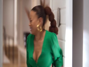 UNKNOWN NUDE/SEXY SCENE IN HAPPINESS IS