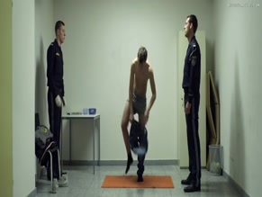 THOMAS SCHUBERT NUDE/SEXY SCENE IN BREATHING