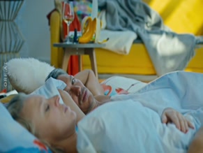 FARIS RAHOMA NUDE/SEXY SCENE IN VORSTADTWEIBER