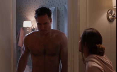SCOTT PORTER in GINNY & GEORGIA