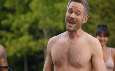 AARON ASHMORE in SKYMED