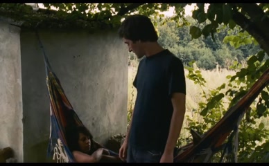 LUCAS HARARI NUDE/SEXY SCENE IN LA MAIN SUR LA GUEULE