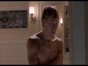 DONNIE WAHLBERG NUDE/SEXY SCENE IN THE SIXTH SENSE