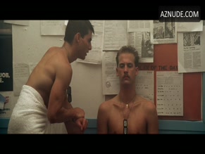 ANTHONY EDWARDS NUDE/SEXY SCENE IN TOP GUN
