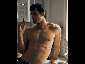 Ethan Vaughan Sexy Shirtless Scene The Ceos Wife Is A Badass