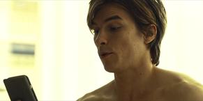 Gustav Schmidt Sexy in Crystal Wall