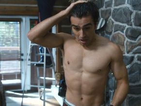  alt="Alexander Eling Sexy in Skymed"