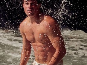 Jake Picking Ultimate Nude And Sexy Collection