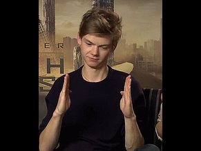 Thomas Brodie-Sangster Ultimate Nude And Sexy Collection