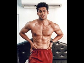 Abhimanyu Dassani Ultimate Nude And Sexy Collection