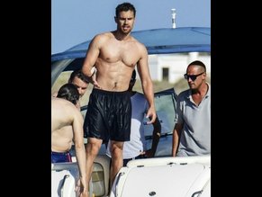 Theo James Ultimate Nude And Sexy Collection