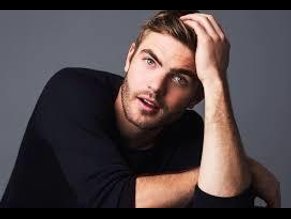 Alex Roe Ultimate Nude And Sexy Collection