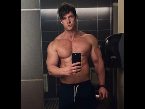 Brandon Jones Ultimate Nude And Sexy Collection