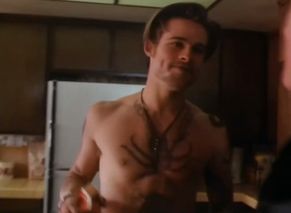  alt="Brad Pitt Sexy in Tales From The Crypt"