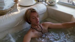 Fisher Stevens Sexy in When The Party's Over