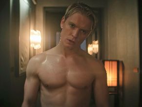 Freddie Fox Sexy in The Sandman