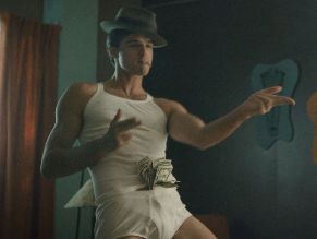 Jacob Elordi Sexy in On Swift Horses