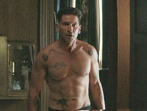 Jon Bernthal Sexy in The Accountant2