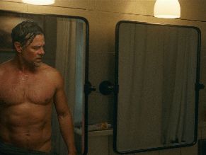  alt="Josh Duhamel Sexy in Ransom Canyon"