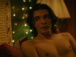  alt="Robin L'houmeau Sexy in Fem"