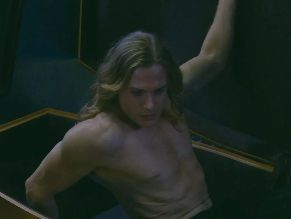  alt="Sam Reid Sexy in Interview With The Vampire"