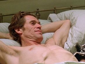  alt="Willem Dafoe Sexy in New Rose Hotel"