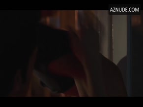 ARJUN MATHUR NUDE/SEXY SCENE IN MADE IN HEAVEN