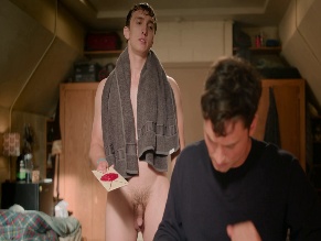 AUSTIN LINDSAY NUDE/SEXY SCENE IN OVERCOMPENSATING