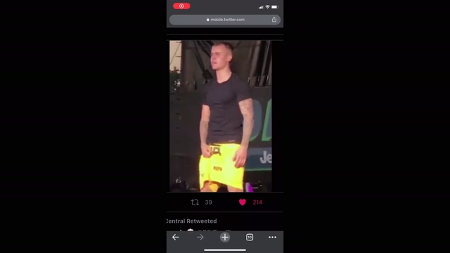 JUSTIN BIEBER NUDE/SEXY SCENE IN JUSTIN BIEBER ULTIMATE NUDE AND SEXY COLLECTION