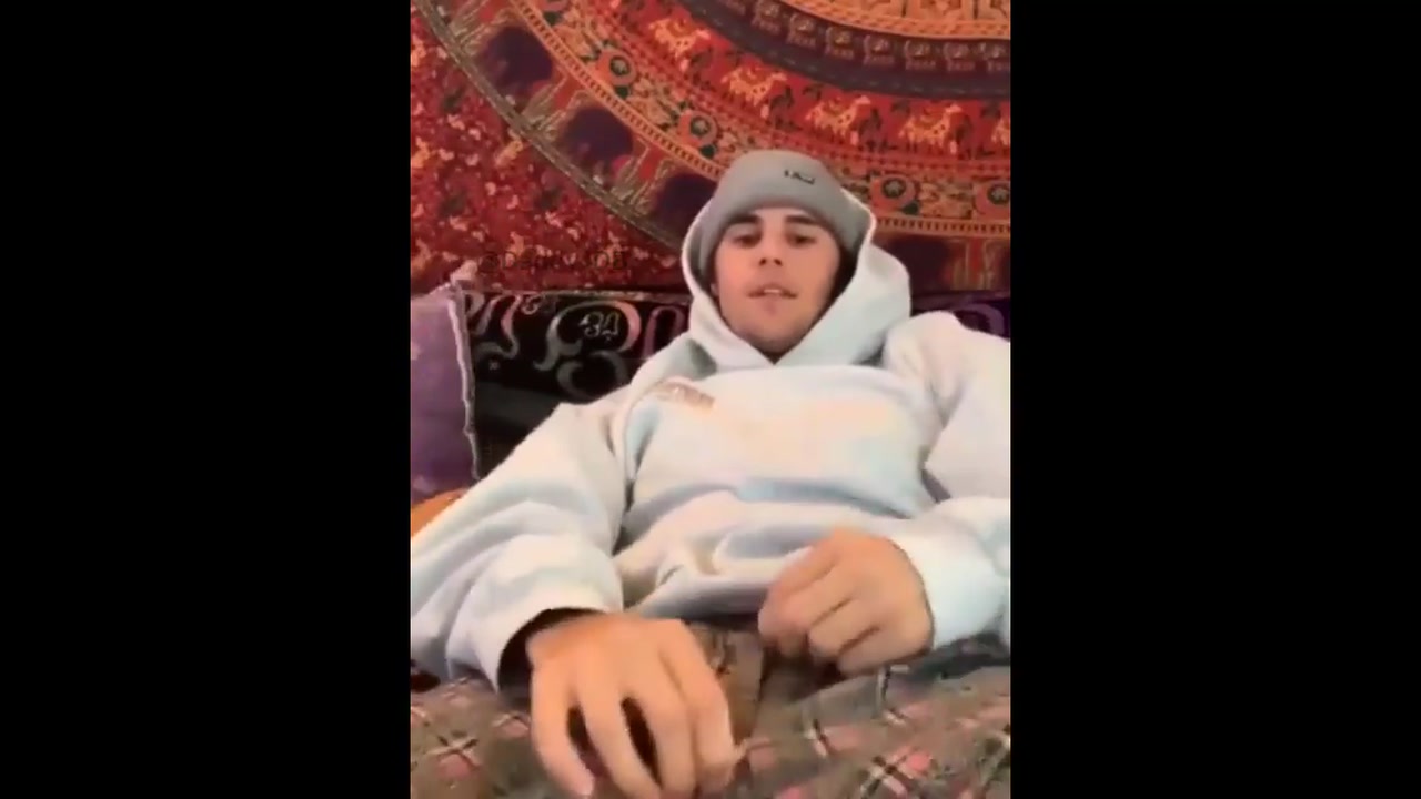 JUSTIN BIEBER NUDE/SEXY SCENE IN JUSTIN BIEBER ULTIMATE NUDE AND SEXY COLLECTION