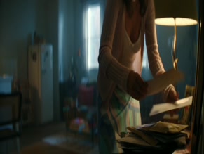 MILES HEIZER in PEOPLE WE MEET ON VACATION (2026)