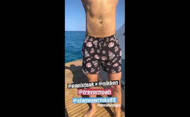 TREVOR NOAH NUDE/SEXY SCENE IN TREVOR NOAH SHIRTLESS ON INSTAGRAM