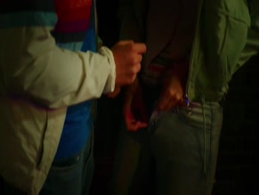 REIKY DE VALK in FOLLOW DE SOA