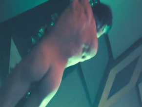 BENJAMIN BRATT NUDE/SEXY SCENE IN BALLS UP