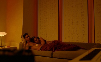 BENNY EMMANUEL NUDE/SEXY SCENE IN VGLY