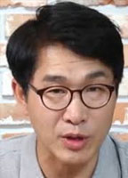 HAN SEOK-BONG