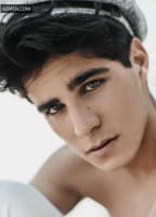 MAURICIO ABAD