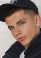 OSCAR CURTIS