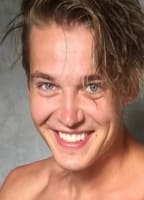 AARO HUTTUNEN