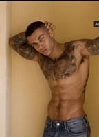 AXEL TUCKER