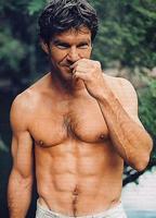 DENNIS QUAID