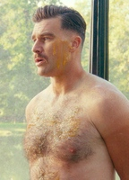 TRAVIS KELCE