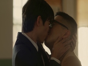 BOWEN YANG,HAN GI-CHAN NUDE/SEXY SCENE IN THE WEDDING BANQUET