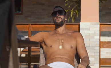 BRUNO BELLARMINO NUDE/SEXY SCENE IN CANGACO NOVO