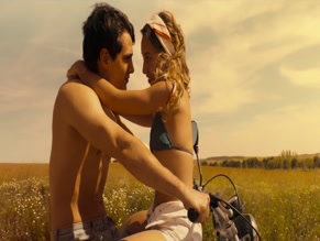 PAU SIMON in BILLIONAIRES' BUNKER