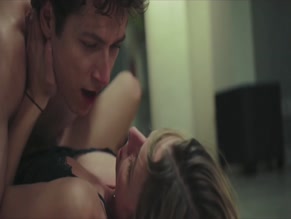 NOAH SAAVEDRA NUDE/SEXY SCENE IN NAKED