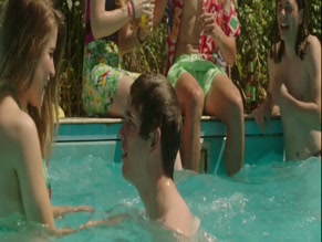 TOBY WALLACE in BOYS IN THE TREES (2016)