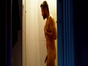 ALEJANDRO CLAVEAUX NUDE/SEXY SCENE IN STREETS OF GLORIA