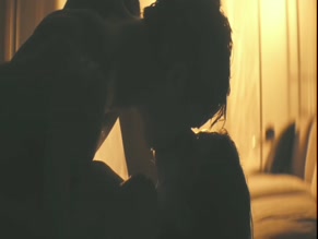 TOM BLYTH in PEOPLE WE MEET ON VACATION (2026)