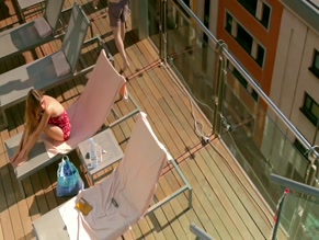 RUBEN OCHANDIANO NUDE/SEXY SCENE IN CUENTO DE VERANO